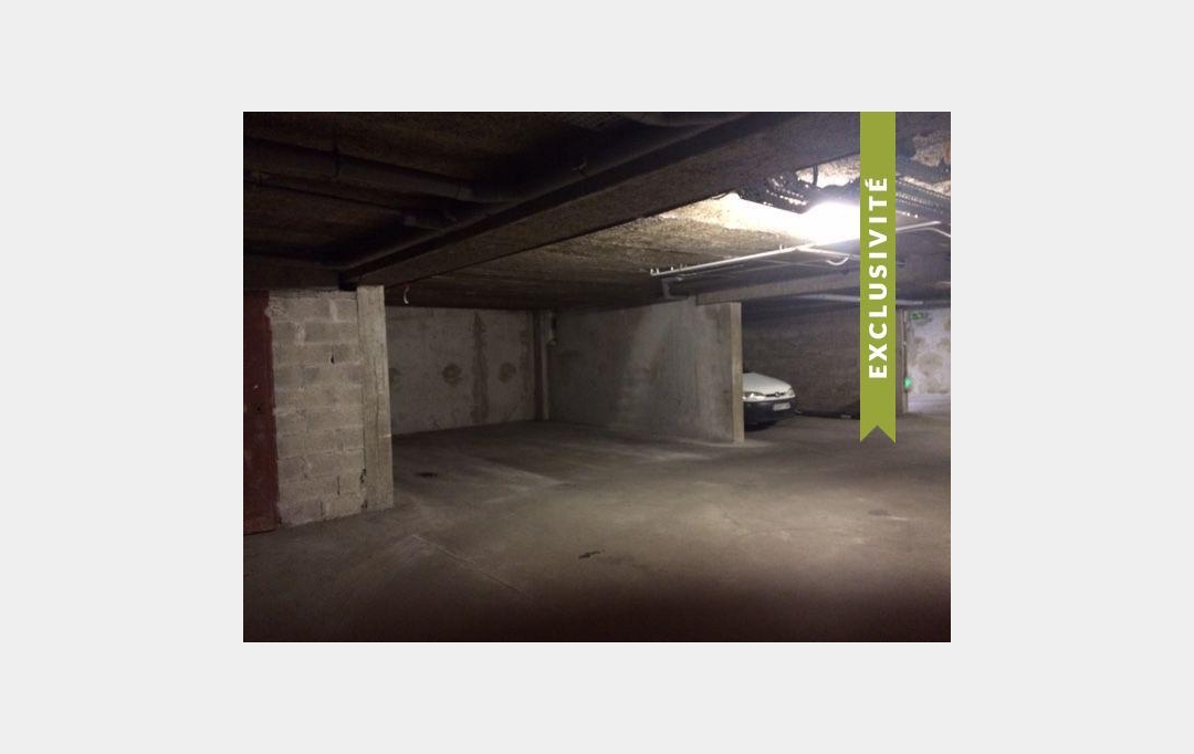 Annonces NEUVILLE : Garage / Parking | VILLEURBANNE (69100) | 0 m2 | 15 555 € 