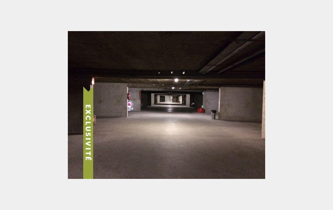 Annonces NEUVILLE : Garage / Parking | VILLEURBANNE (69100) | 0 m2 | 15 555 € 